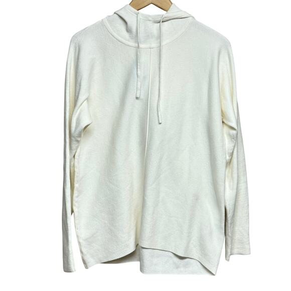 Banana Republic NWT Lenzing Ecovero Serene  Oversized Sweater Cream Size Medium - Picture 1 of 7